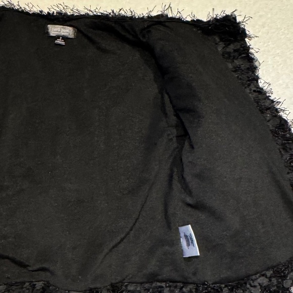 Turo Parc Girls Textured Rosette Bolero Jacket (7) Fully Lined with Front Clasp - Picture 5 of 11